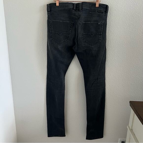 Diesel Men's Tepphar Slim Carrot Jeans Black Wash Button Fly W27 L32 - Picture 4 of 13
